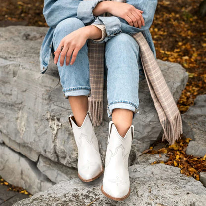 [W] Indio | White